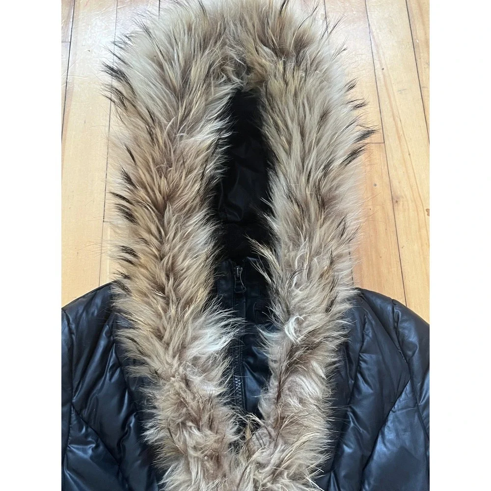 Mackage Black Puffer Coat Fur Hood Zip Front Pockets Warm Winter Womens Medium - Picture 11 of 13